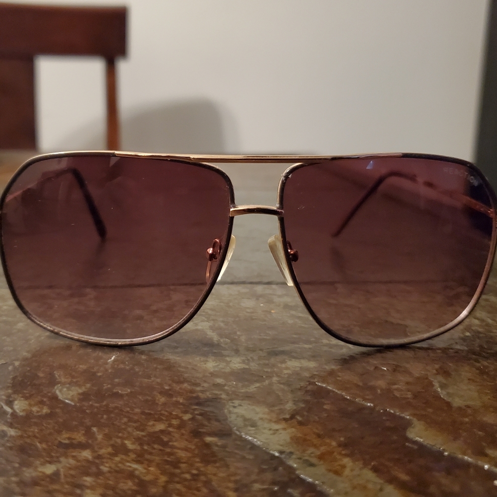 Authentic Kenneth Cole Reaction Sunglasses